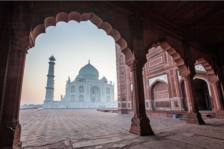 Tagesausflug von Neu-Delhi nach Agra und Taj Mahal mit Agra Fort