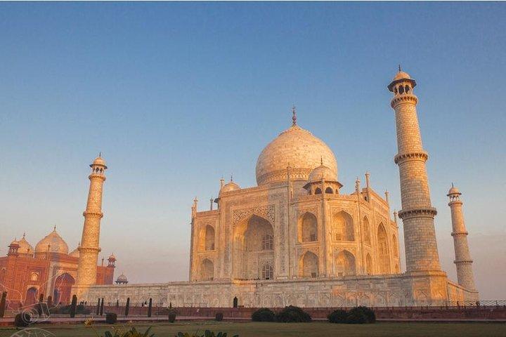 Tagesausflug von Neu-Delhi nach Agra und Taj Mahal mit Agra Fort