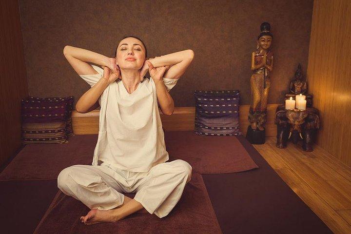 Descanse y relaje el masaje - masaje tailandés tradicional en Bangkok / Sukhumvit