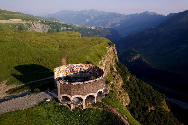 Privat 1-dages tur til Kazbegi & Gergeti Trinity Church