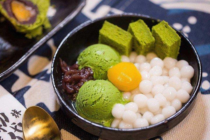 Middagthee en desserttour op de Huaihai Road in Shanghai