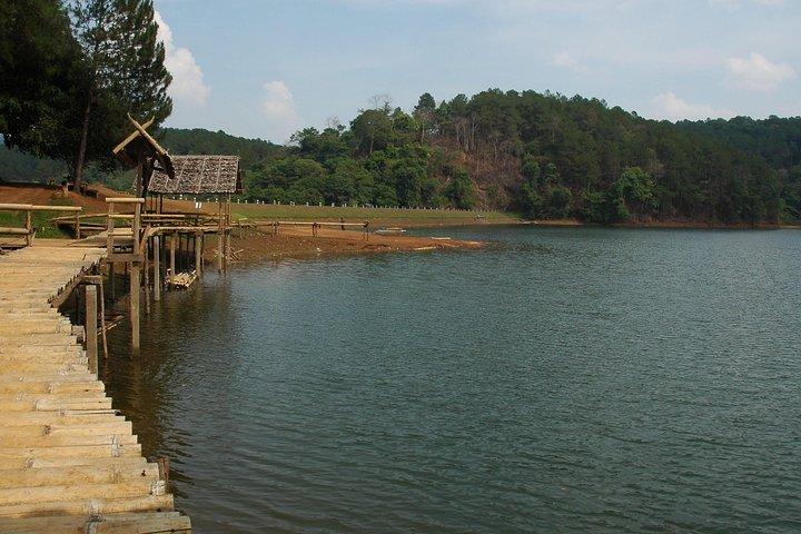 Tour culturale & naturalistico: KMT Village, Pha Sua Cascata, Pang Oung