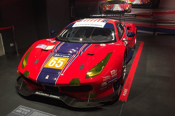 フェラーリ ランボルギーニ パガーニの工場と博物館 - ボローニャからのツアー