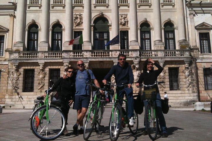 Excursão de bicicleta pelo campo em Veneza