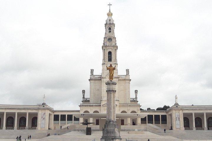 Fátima, Batalha, Nazaré og Óbidos dagstur