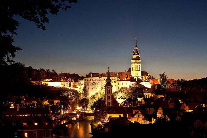 Viagem com acomodação noturna em Cesky Krumlov saindo de Praga