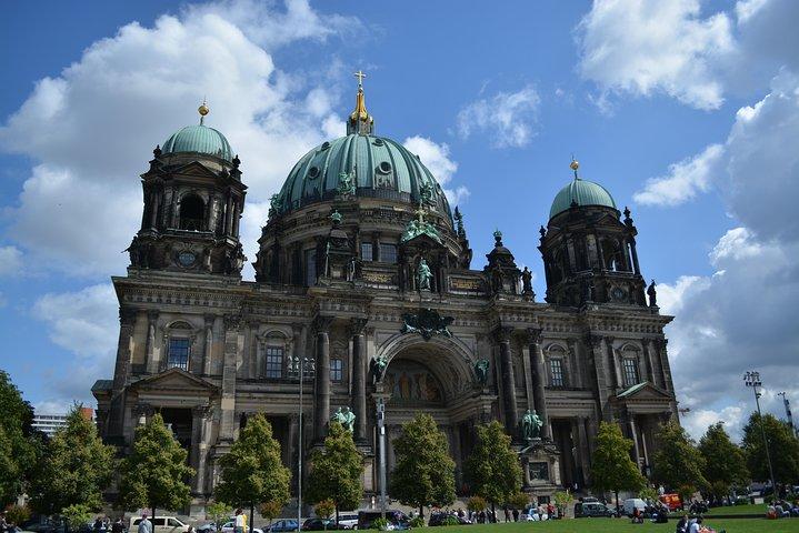 Discover Berlin: Historic Landmarks, Royal Heritage & Cold war