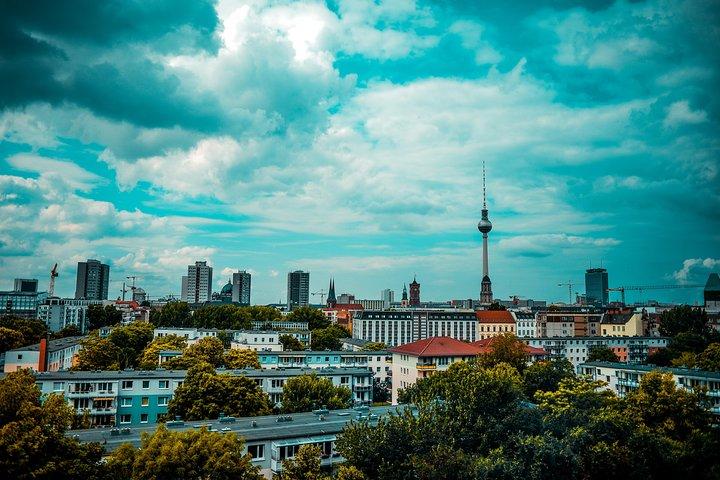 Discover Berlin: Historic Landmarks, Royal Heritage & Cold war