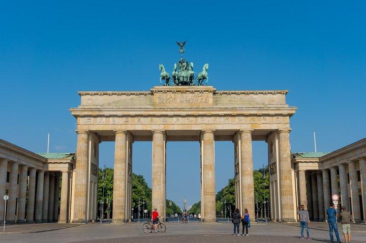Discover Berlin: Historic Landmarks, Royal Heritage & Cold war
