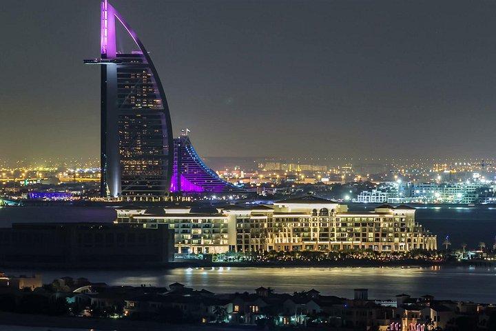 ドバイ・ナイトシティ・ライツ・ツアー－プライベート・ストップオーバー・エクスペリエンス