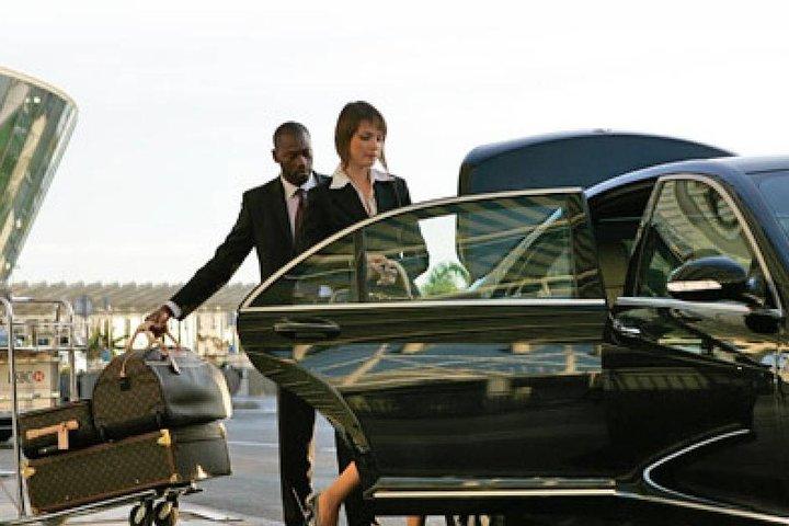 Privater Transfer vom Flughafen Madrid Barajas nach Madrid