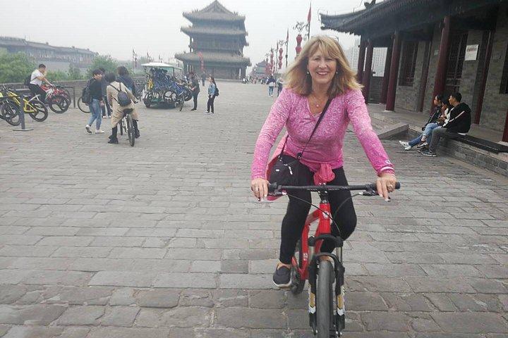 Inner City Private Day Tour To Big Wild Goose Pagoda, City Wall &Muslim Quarter