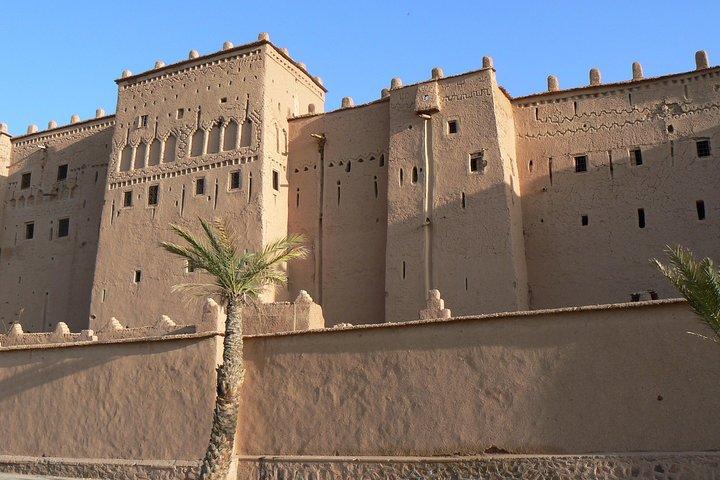 Da Marrakech: tour privato all'oasi e trekking nel deserto dell'Erg Chigaga