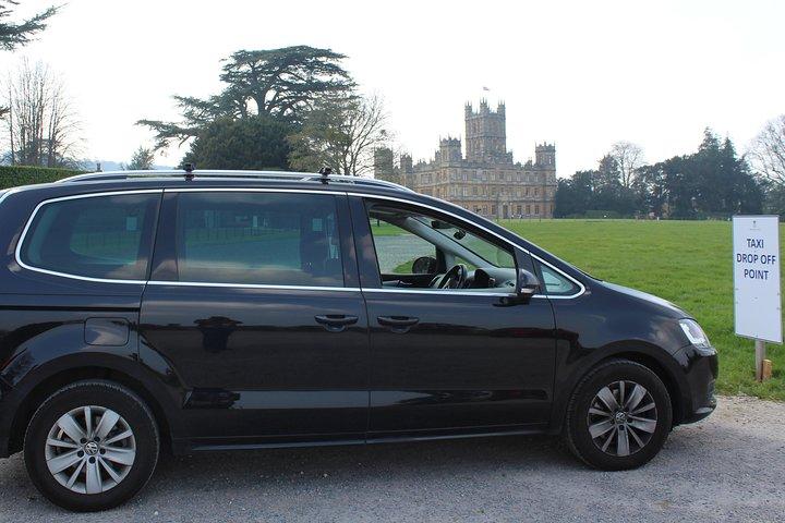 ロンドンのプライベート運転手付き半日または1日車両レンタル