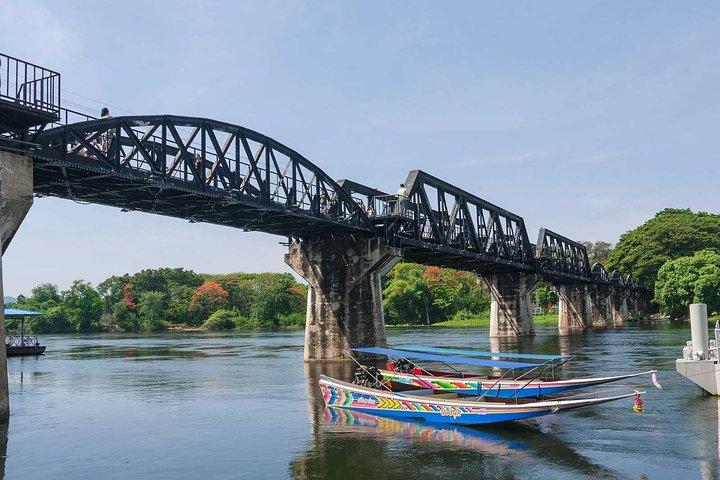 Ponte sobre o rio Kwai e viagem guiada de trem Tailândia-Burma