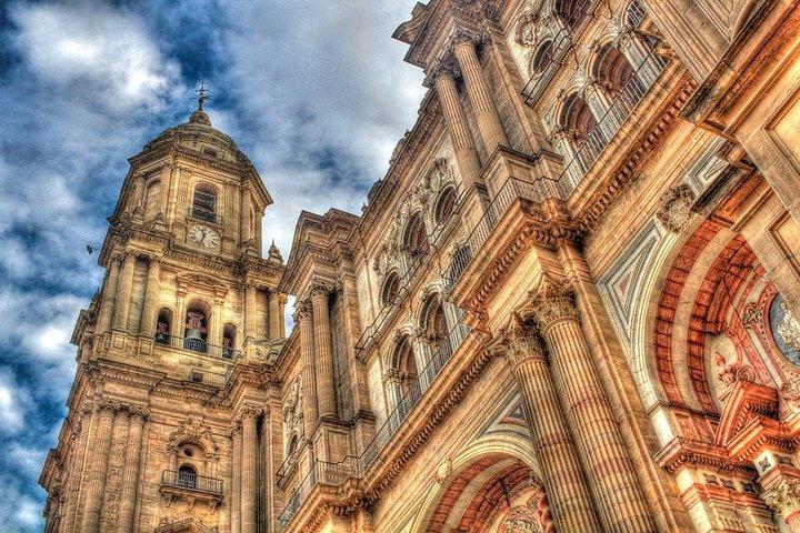 Tour privato di 9 ore a Malaga da Granada con prelievo e rientro in hotel