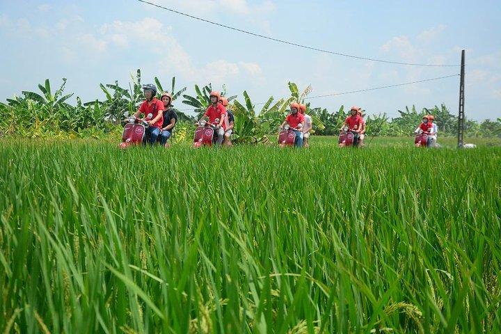 ハノイ ベスパ ツアー: ハノイ ヴィンテージ ベスパ ツアー 田舎