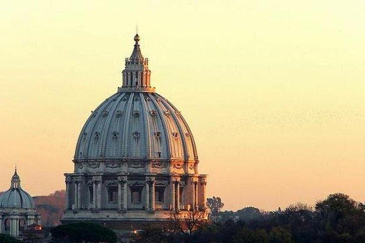 Vatican Museums Early Morning Entrance Private Tour