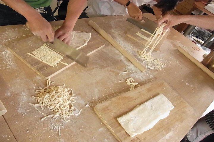Culinária Japonesa e Udon Making Class em Tóquio com Masako