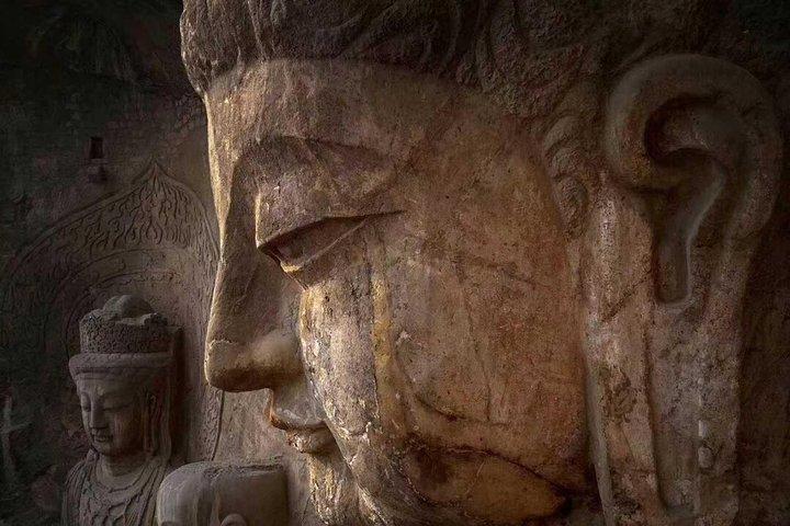 Luoyang Classic Day Trip de Longmen Grottoes y White Horse Temple