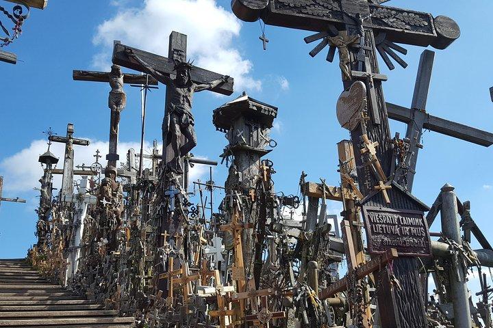 Excursión de día completo a la colina de las Cruces desde Vilna