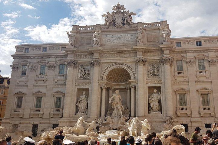 Piazze & Fontane - Spagna, Trevi, Navona & Pantheon - Tour privato a piedi
