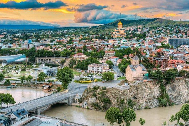 Transferência Yerevan-Tbilisi ou vice-versa
