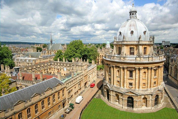 ロンドン発オックスフォード大学・ケンブリッジ大学ガイド付き日帰り旅行