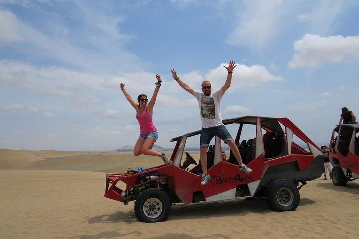 Ganzer Tag nach Paracas & Huacachina ab Lima mit Ballestas Island & Sand Boarding