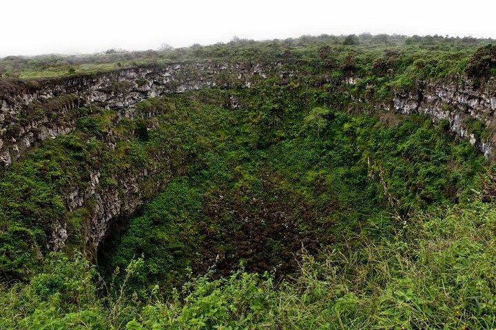 6-daagse Galapagos Landtour die begint op het eiland San Cristobal, inclusief Santa Cruz