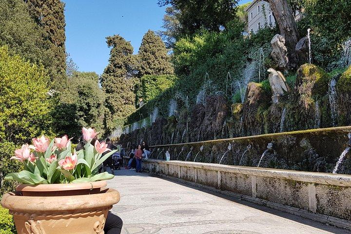 Tivoli、Hadrians Villa、Villa d'Este、ローマからの魅力的な日帰り旅行