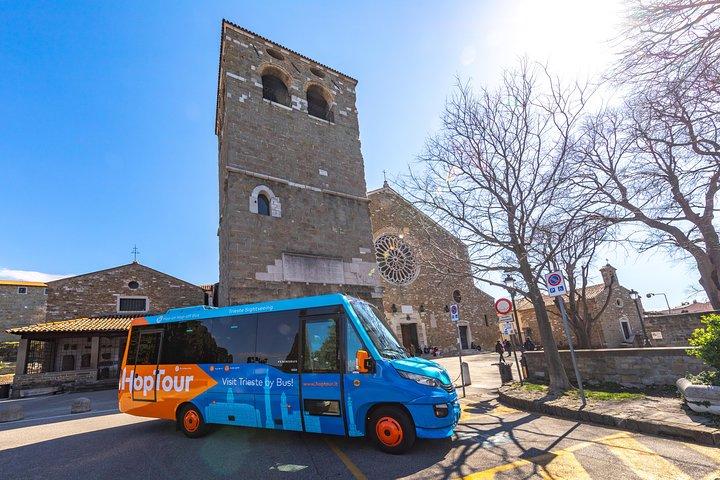 Tour di Trieste in autobus con audioguida