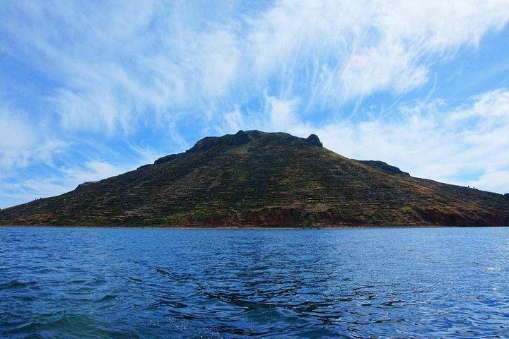 Tour di un'intera giornata del lago Titicaca e Uros e Taquile - A.m