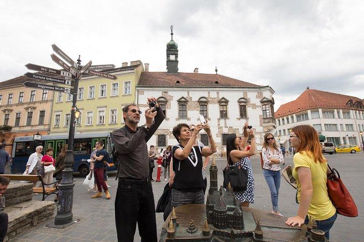 Balade dans le quartier du château de Buda avec entrée à l'église Matthias