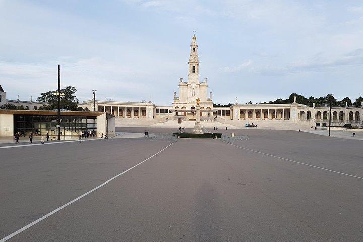 Visite privée en petits groupes de Fátima d'une journée complète