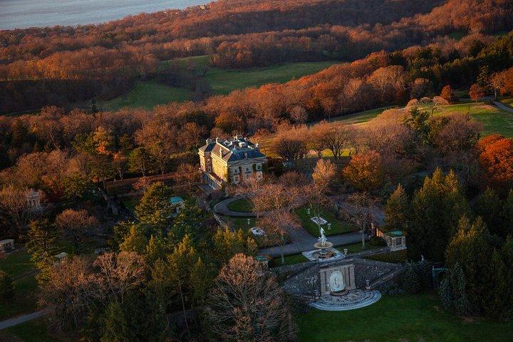 Tour privado en helicóptero sobre el follaje de otoño para 2-6 personas desde Westchester