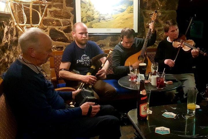 Dublin Mountain Pub Tour ( small group Pub Crawl max 15 people)
