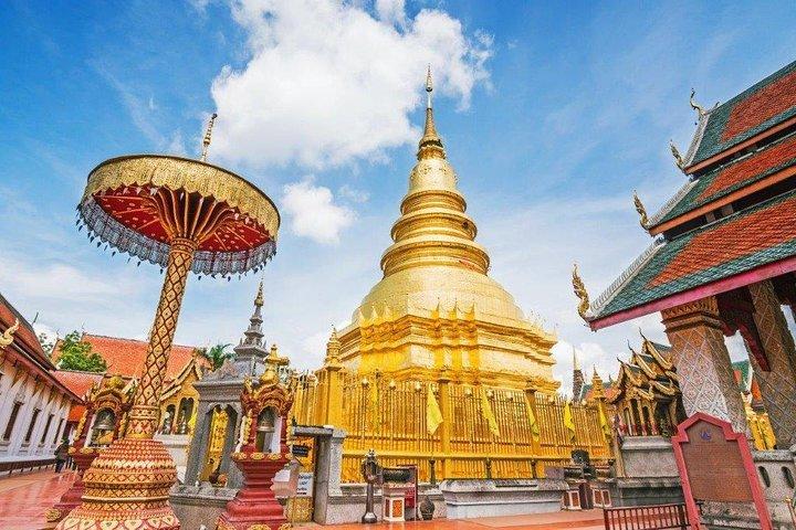 チェンライ発 10 日間タイ グランド ツアー、少人数グループ