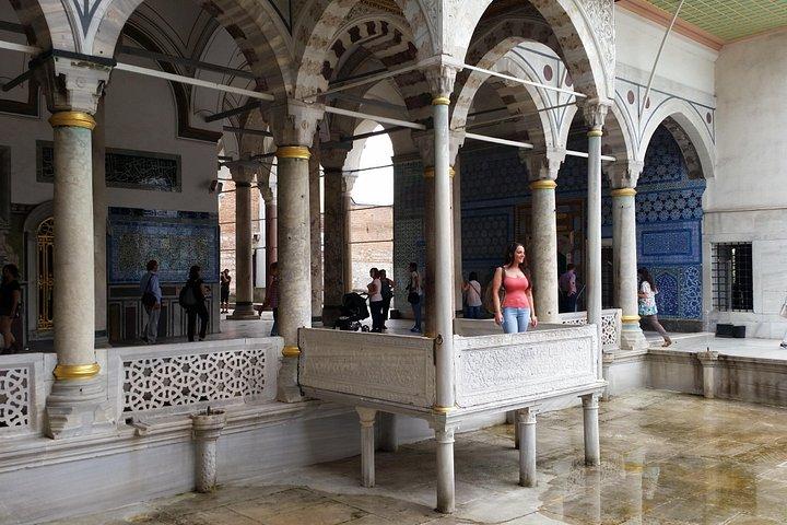 Topkapi Palace and Rug Shopping with Expert - Private