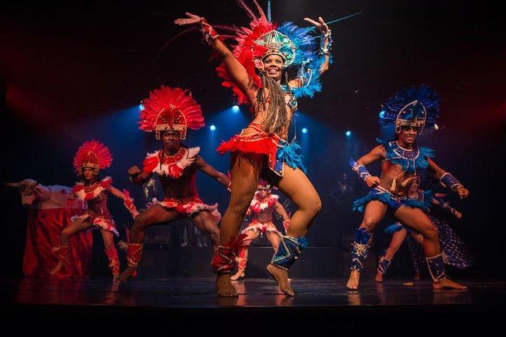 Ginga Tropical Show e Samba Class