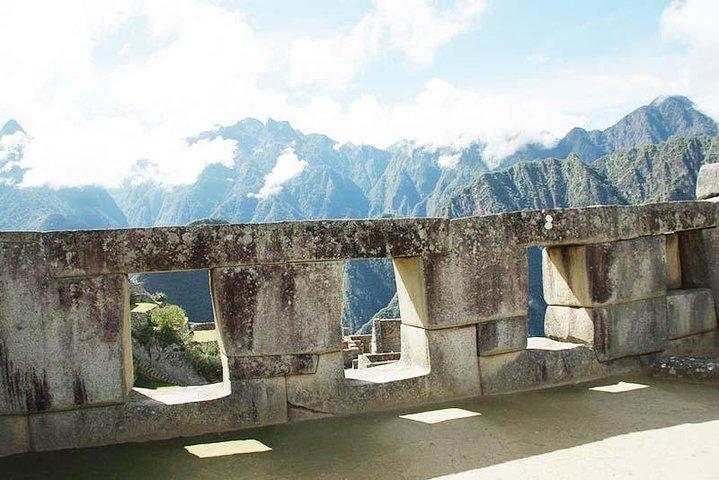 Visita guiada de MACHU PICCHU