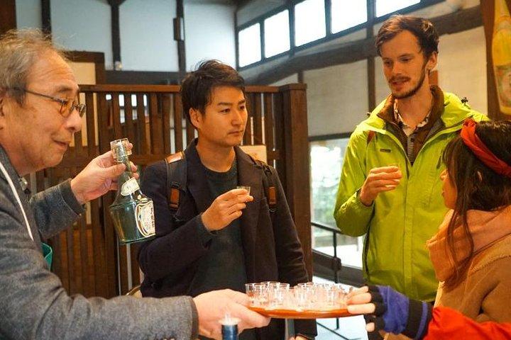 Excursion au saké de Kyoto à Fushimi : 18 dégustations de saké et brasseries historiques