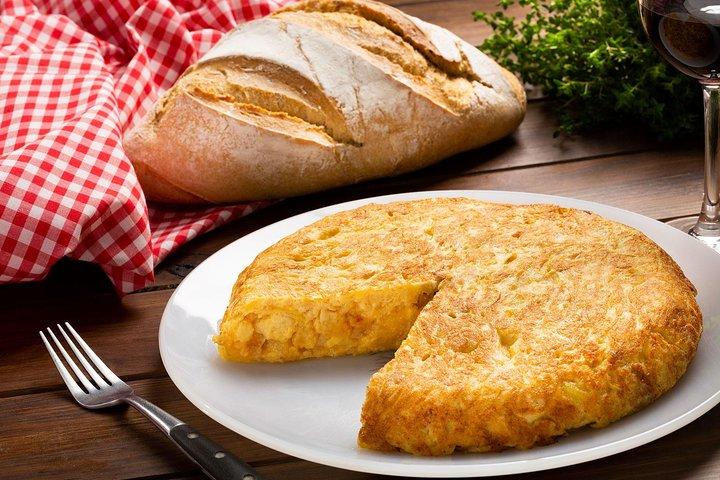 10 Tapas kooklessen in Madrid met Sangria