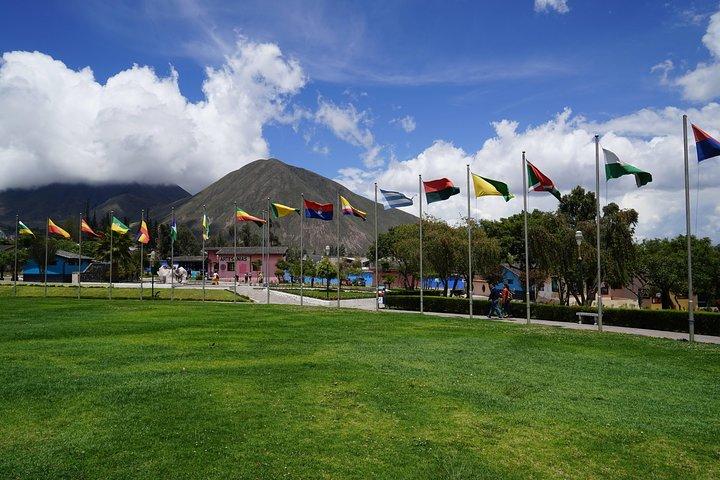 Volle Quito City Tour inklusive Weltmitte und Teleferico Seilbahn