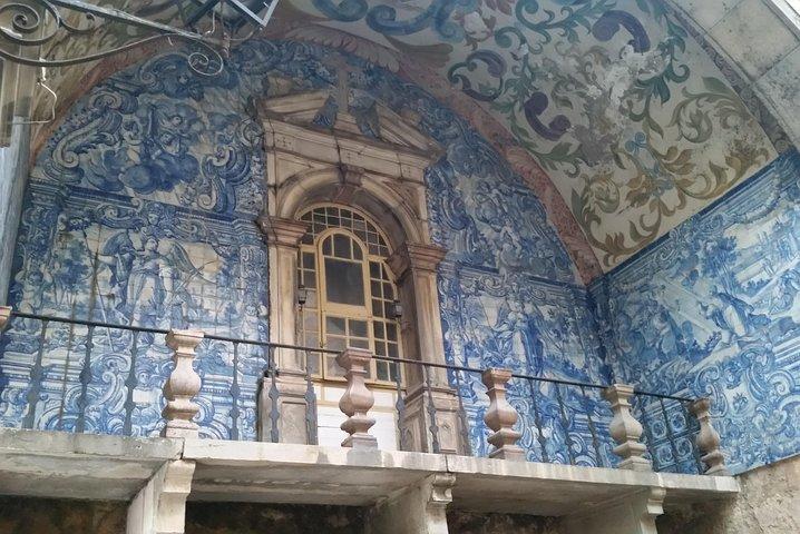 Private Transfer Lisbon to Porto with Optional Stop.