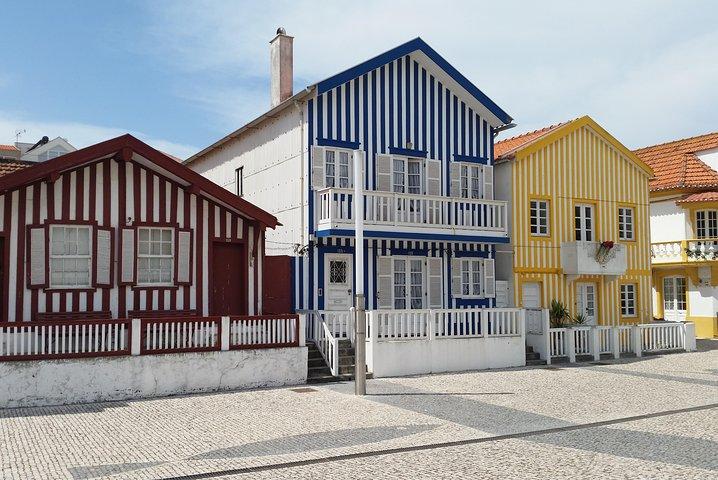 Private Transfer Lisbon to Porto with Optional Stop.