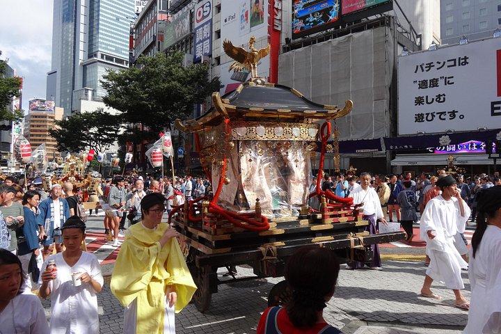 東京ハイライトライセンスガイド＆ドライバー付きプライベートカスタムツアー