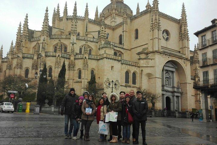 Excursão privada em Toledo e Segovia com pick-up de Madri