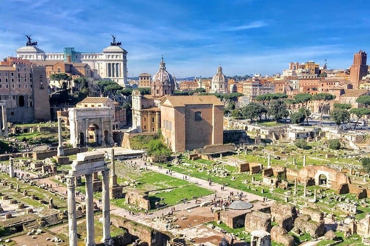 Colosseum & Ancient Rome Semi-Private Tour