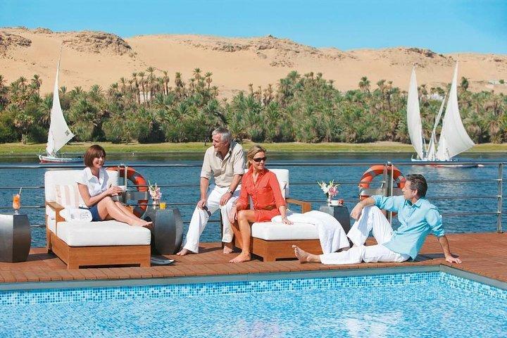 Skönhet i Egypten Tour 10 dagar Utforska Kairo och Nile Cruise med flyg ingår